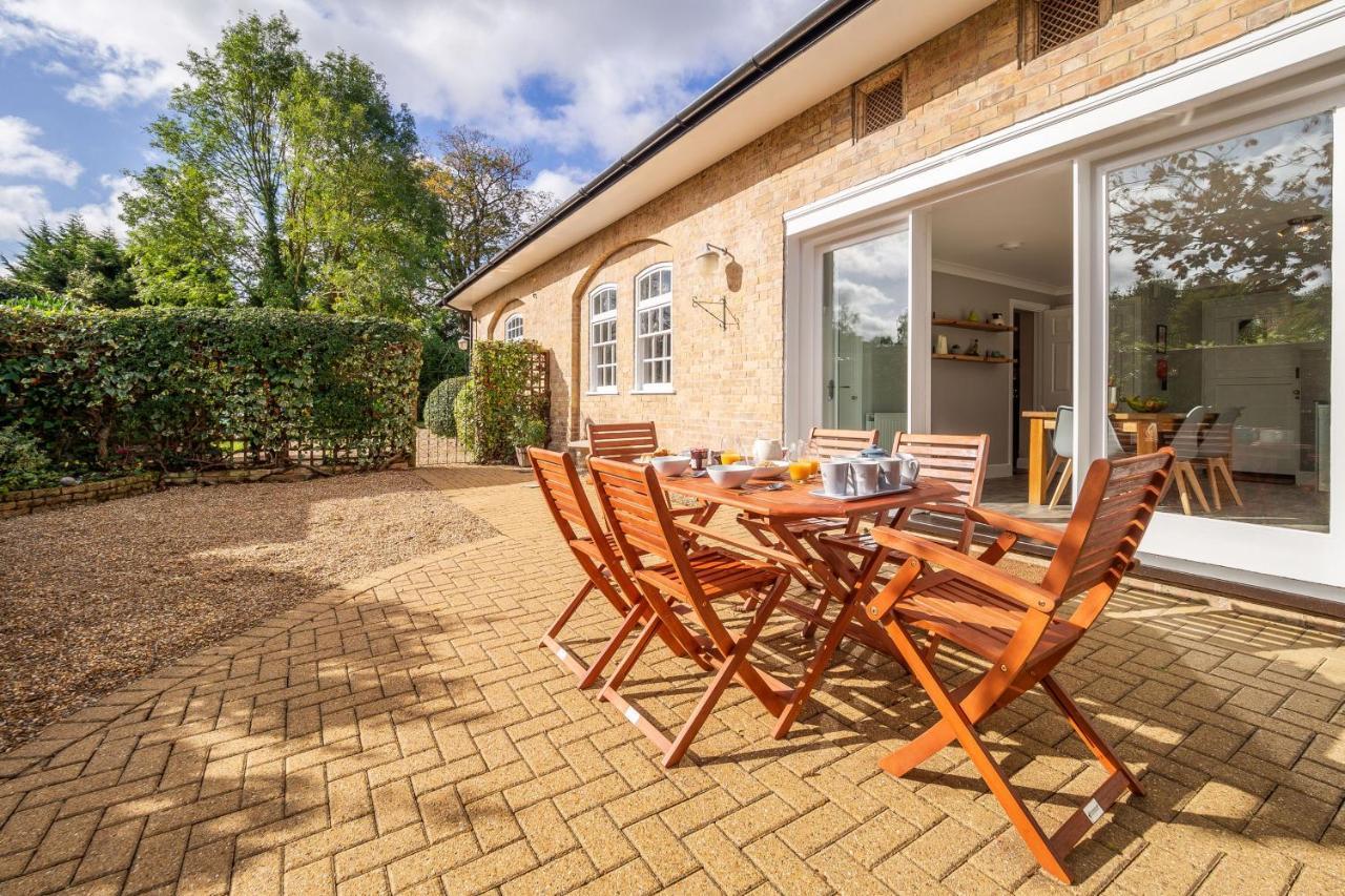 Maltings Lodge Chelsworth Екстериор снимка