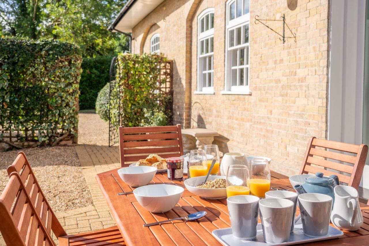 Maltings Lodge Chelsworth Екстериор снимка