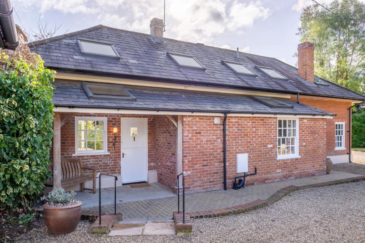 Maltings Lodge Chelsworth Екстериор снимка
