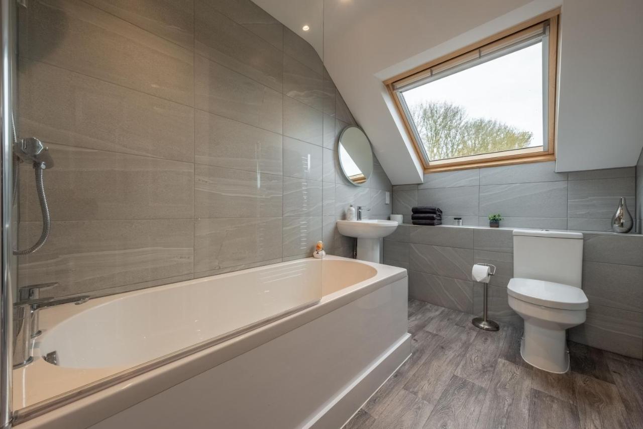 Maltings Lodge Chelsworth Екстериор снимка