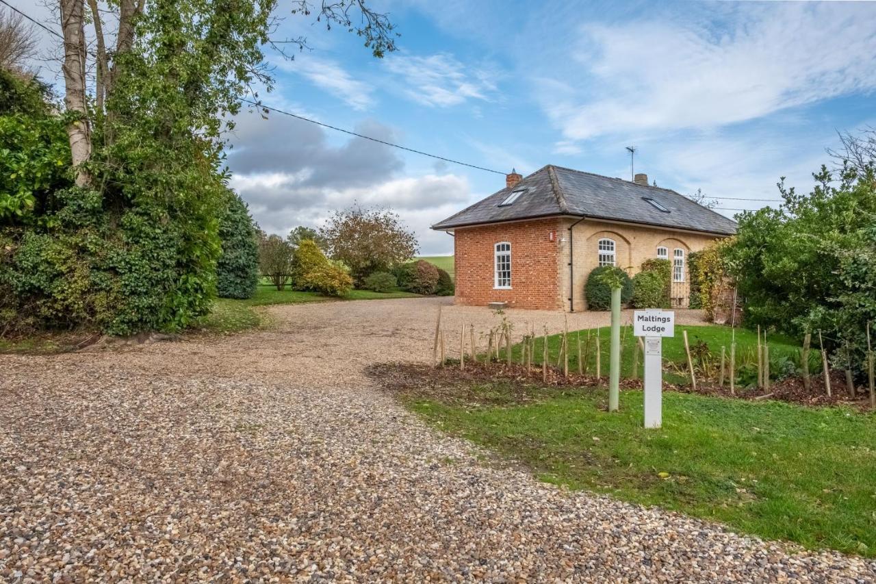 Maltings Lodge Chelsworth Екстериор снимка