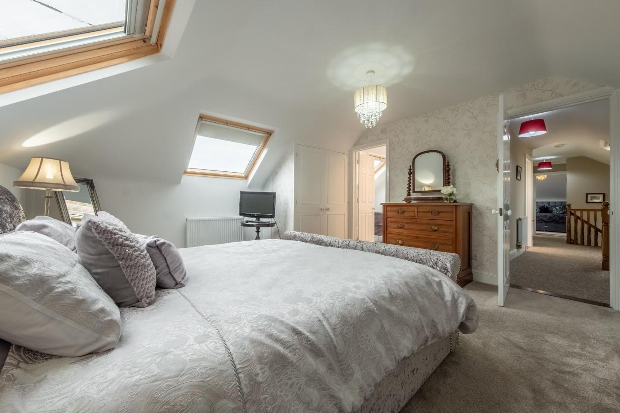 Maltings Lodge Chelsworth Екстериор снимка